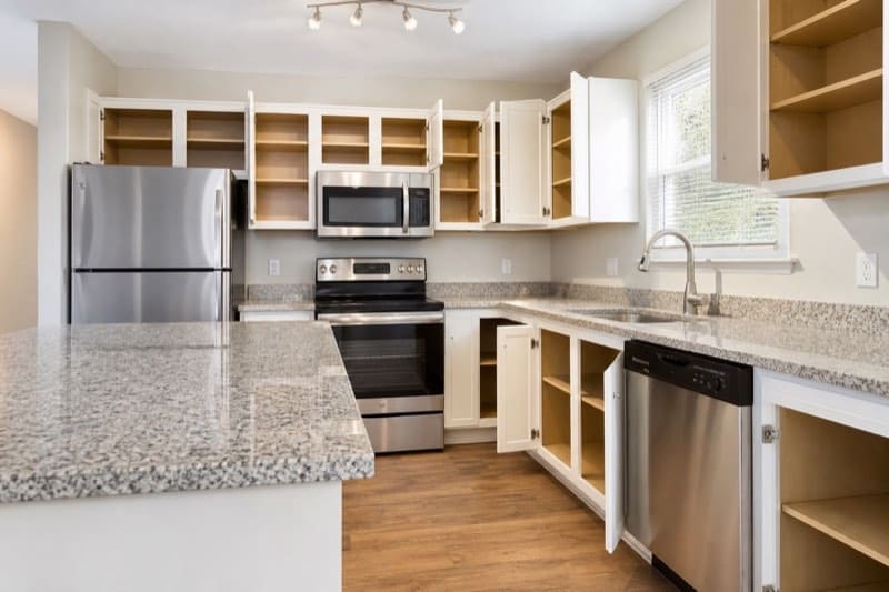 Move-Out Deep Cleaning — TurnReady